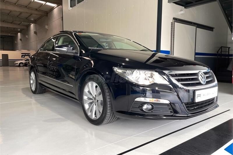 VOLKSWAGEN Passat CC 2.0 TDI 140cv DPF 4p.