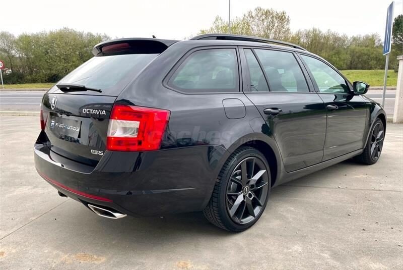 SKODA Octavia RS COMBI TDI DSG 184CV