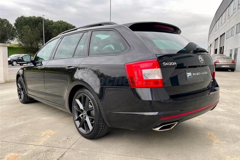 SKODA Octavia RS COMBI TDI DSG 184CV