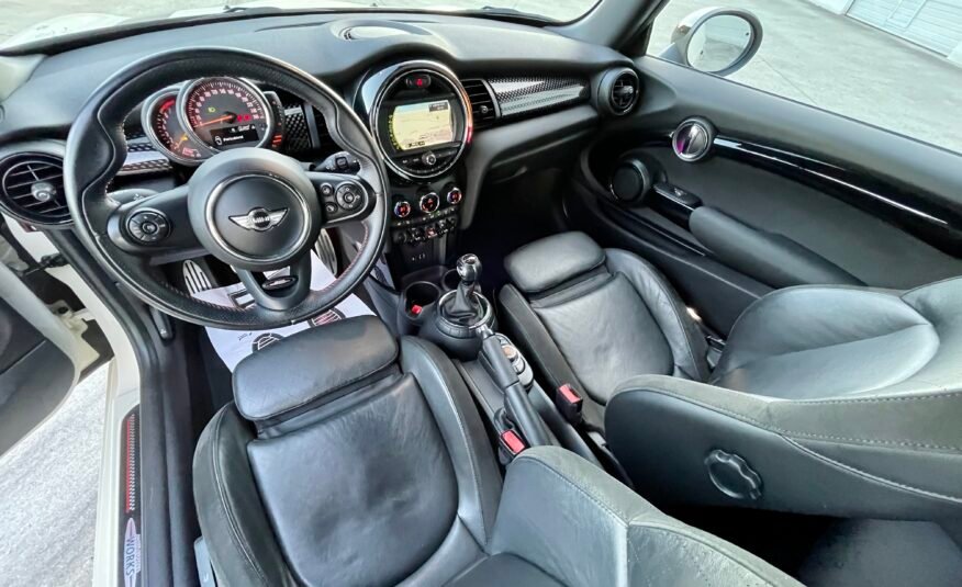 MINI Cooper S John Cooper Works